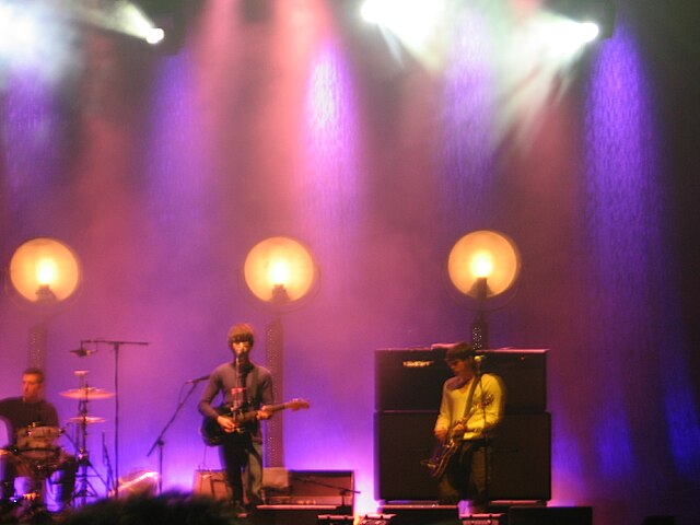 Arctic_Monkeys_-_Traffic_Festival_2007