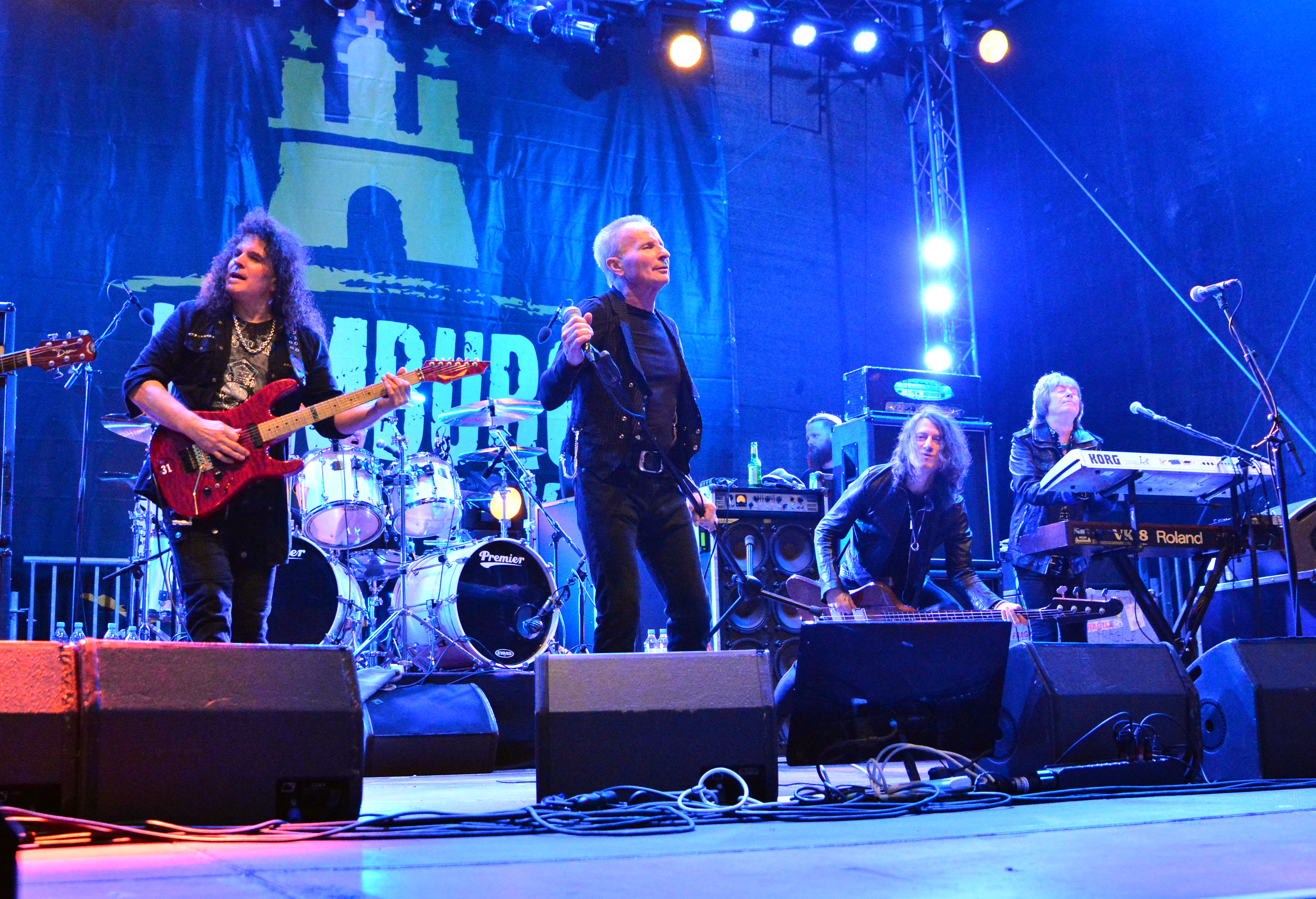 UFO_–_Hamburger_Harley_Days_2015_02